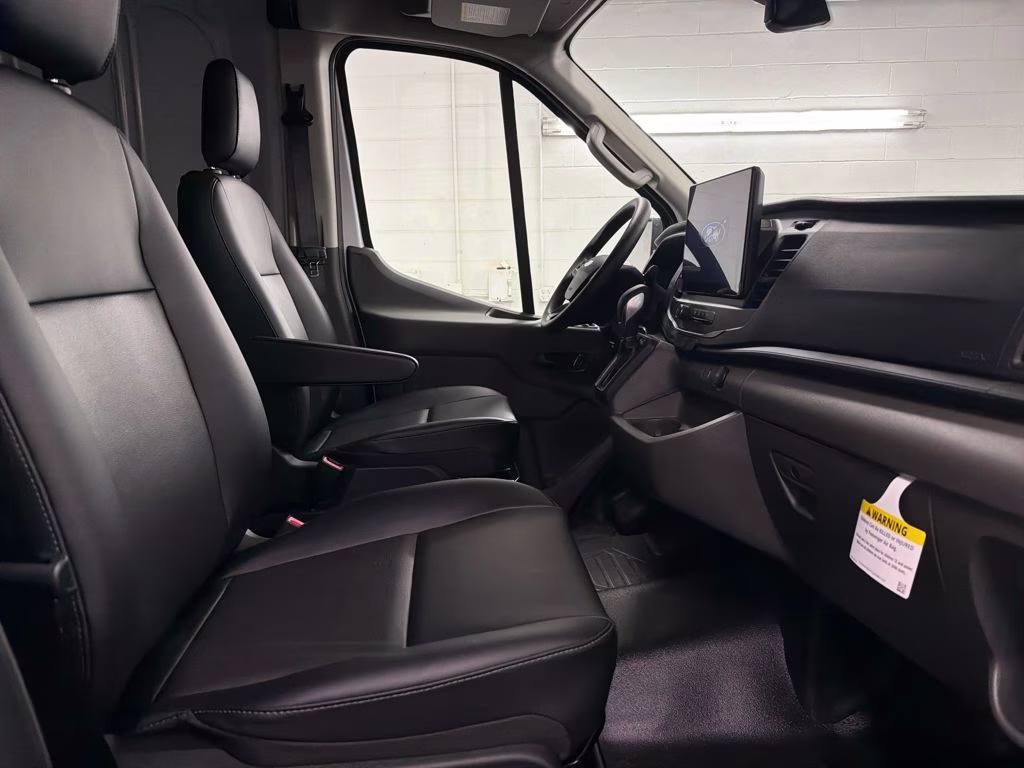 2026 OXFORD WHITE Ford Transit-250 XL RWD Van