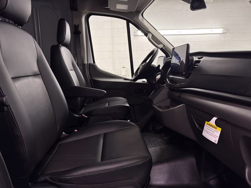 2026 OXFORD WHITE Ford Transit-250 XL RWD Van