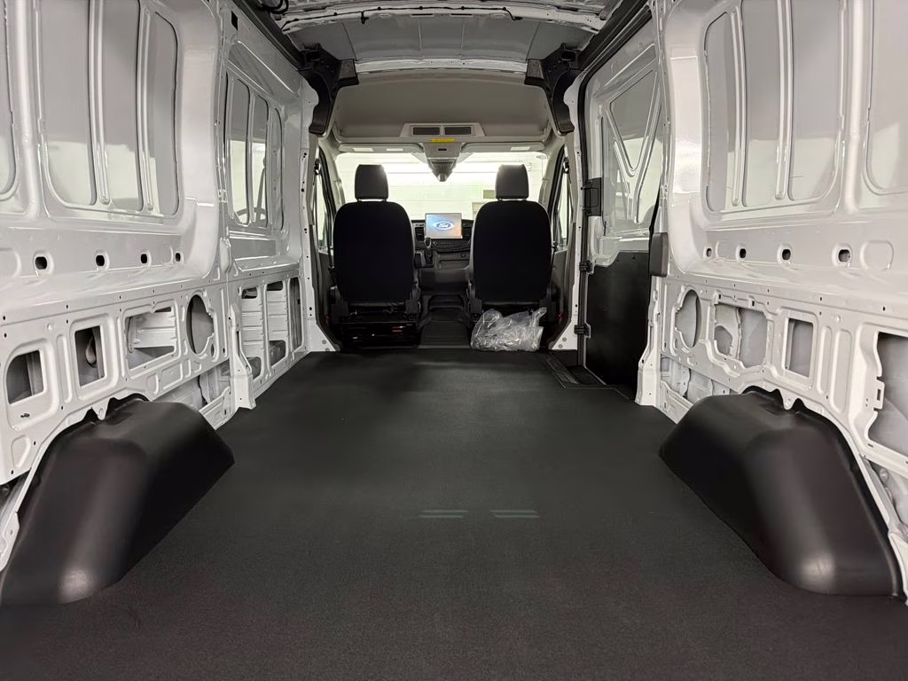 2026 OXFORD WHITE Ford Transit-250 Base RWD Van