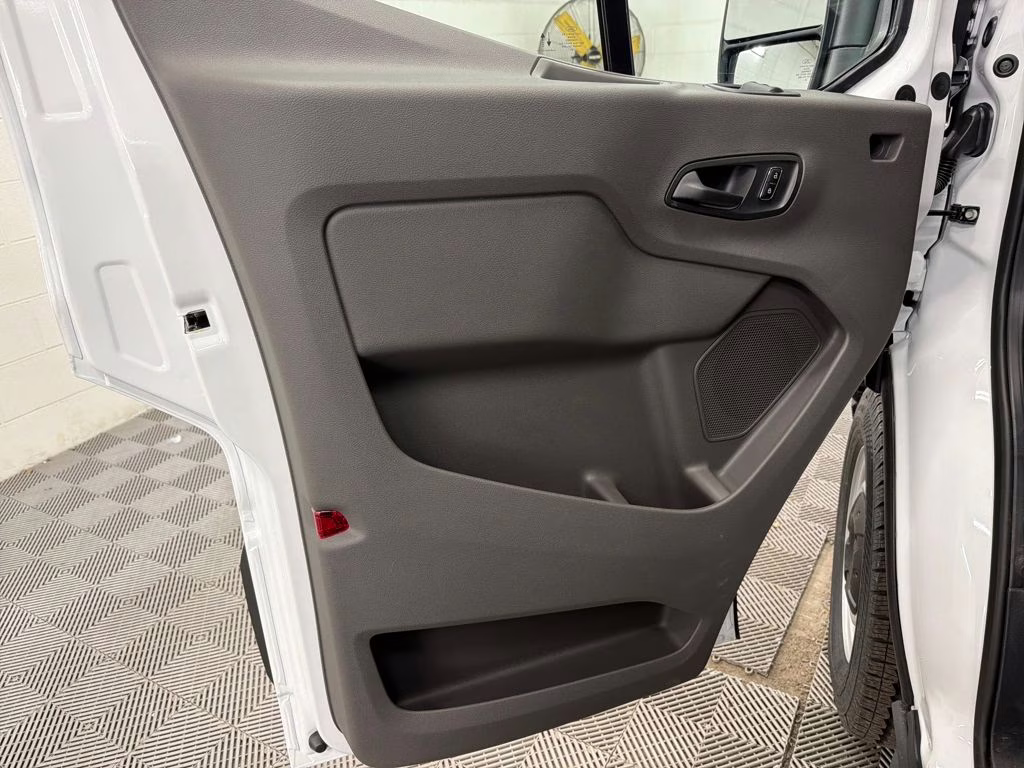 2026 OXFORD WHITE Ford Transit-250 Base RWD Van