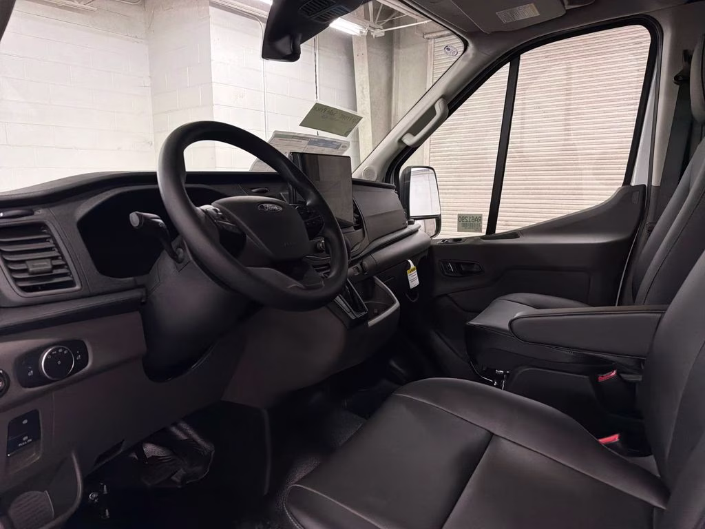 2026 OXFORD WHITE Ford Transit-250 XL RWD Van