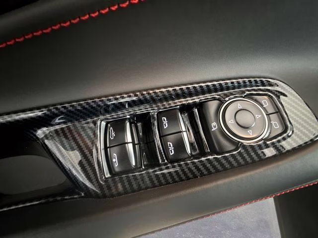 2023 Arctic White Chevrolet Corvette Stingray RWD Convertible