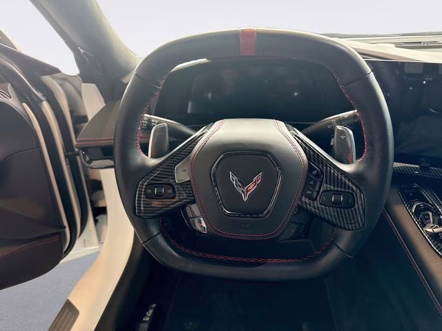 2023 Arctic White Chevrolet Corvette Stingray RWD Convertible