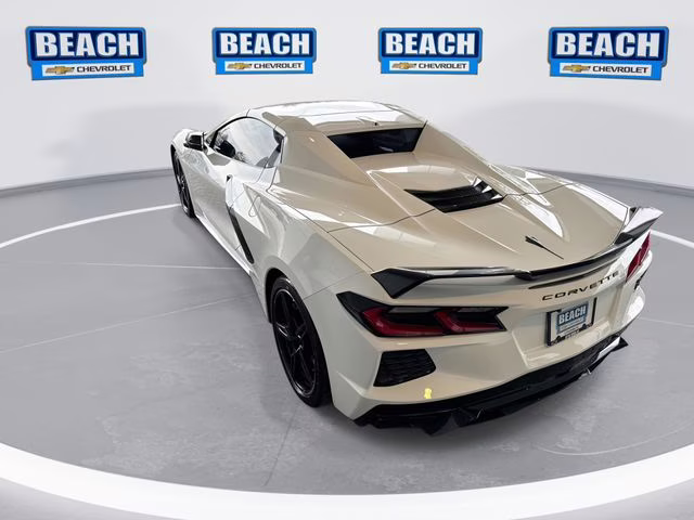 2023 Arctic White Chevrolet Corvette Stingray RWD Convertible