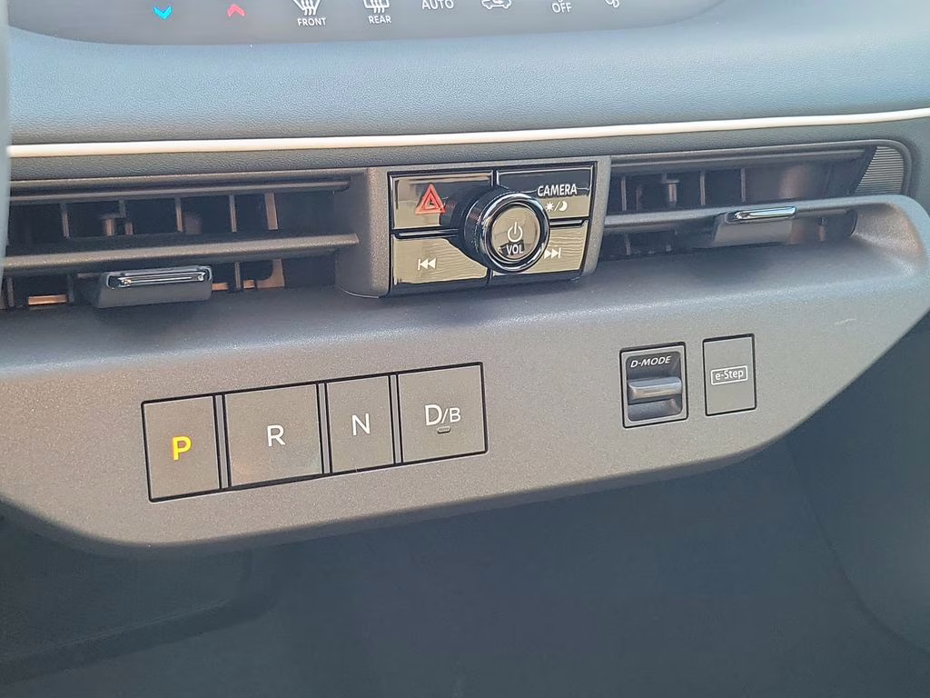 2026 Everest White Pearl Tricoat Nissan LEAF S+ FWD SUV
