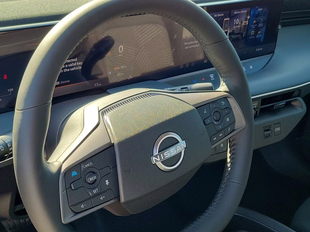 2026 Everest White Pearl Tricoat Nissan LEAF S+ FWD SUV