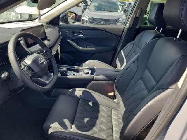 2026 Boulder Gray/Super Black Nissan Rogue Platinum AWD SUV