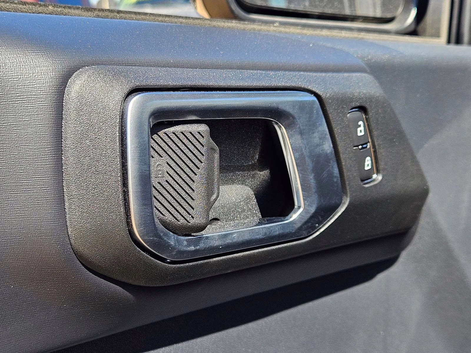 2025 Shadow Black Ford Bronco Outer Banks 4X4 SUV