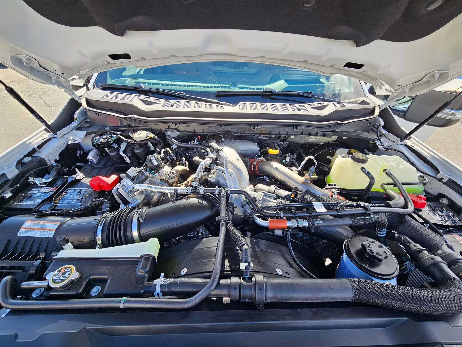 2026 White Metallic Ford Super Duty F-350 SRW King Ranch 4X4 Truck