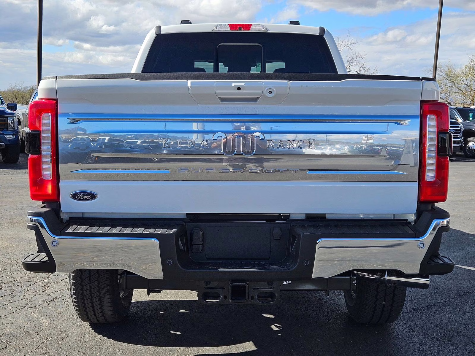 2026 White Metallic Ford Super Duty F-350 SRW King Ranch 4X4 Truck