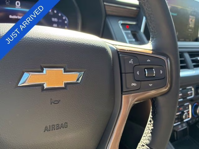 2024 Pearl Chevrolet Suburban High Country 4X4 SUV