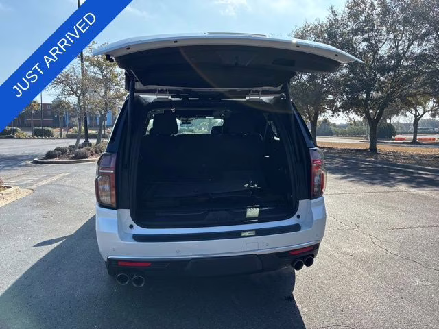 2024 Pearl Chevrolet Suburban High Country 4X4 SUV