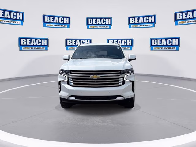 2024 Pearl Chevrolet Suburban High Country 4X4 SUV