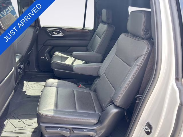 2024 Pearl Chevrolet Suburban High Country 4X4 SUV