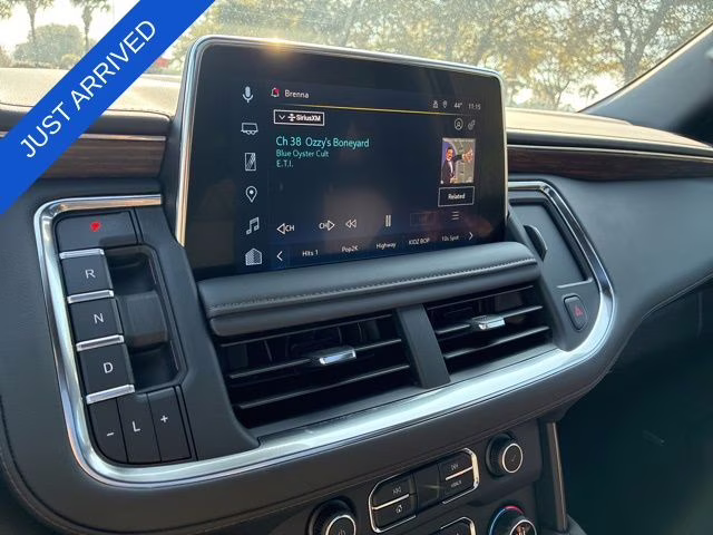 2024 Pearl Chevrolet Suburban High Country 4X4 SUV