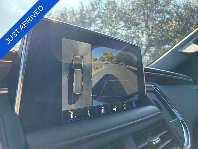 2024 Pearl Chevrolet Suburban High Country 4X4 SUV