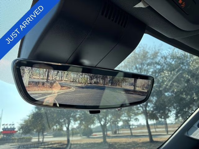 2024 Pearl Chevrolet Suburban High Country 4X4 SUV