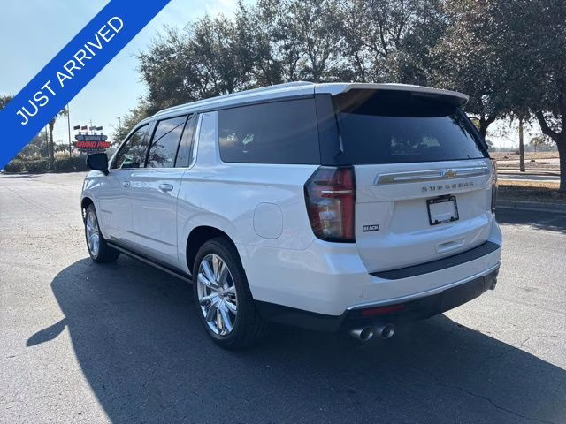 2024 Pearl Chevrolet Suburban High Country 4X4 SUV
