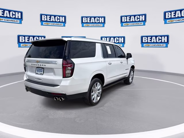 2024 Pearl Chevrolet Suburban High Country 4X4 SUV