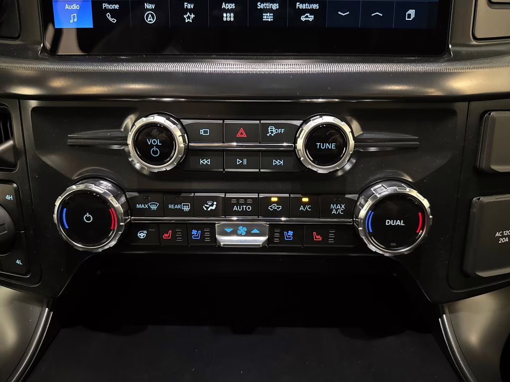 2026 Agate Black Metallic Ford F-150 Lariat 4X4 Truck