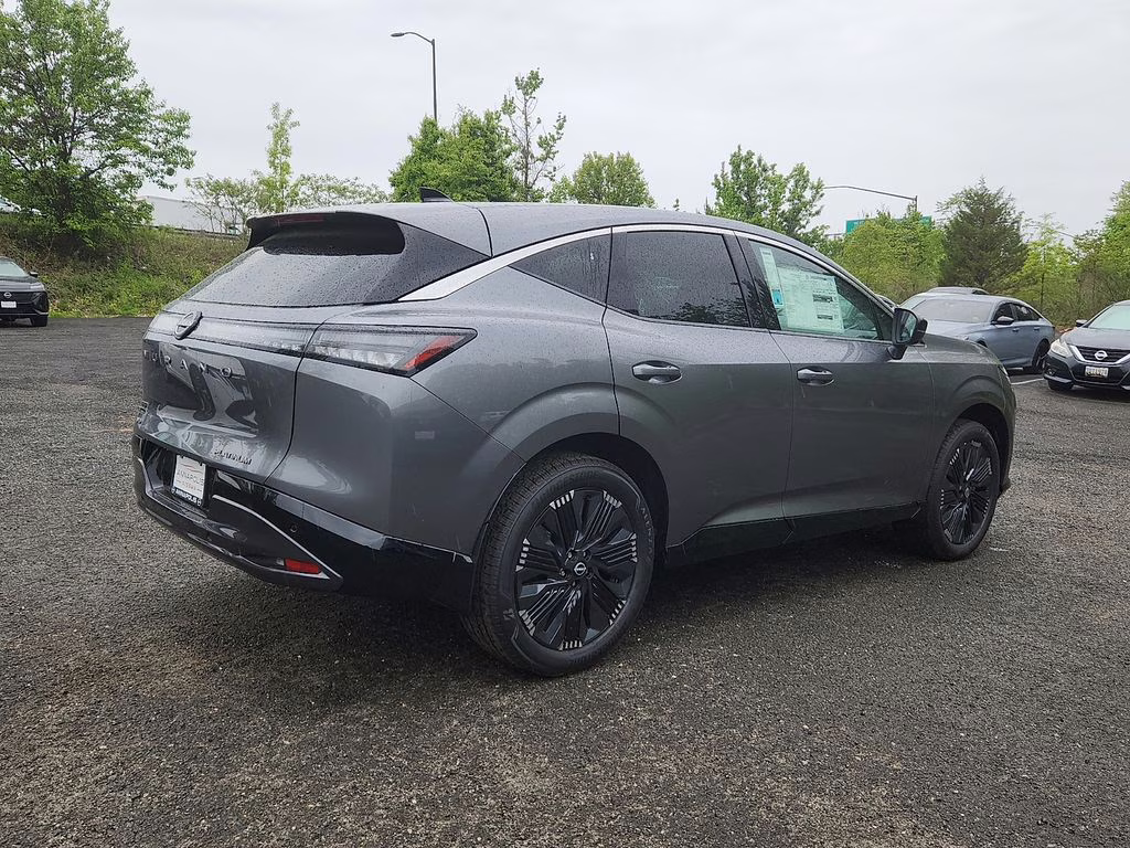 2026 Gun Metallic Nissan Murano Platinum AWD SUV