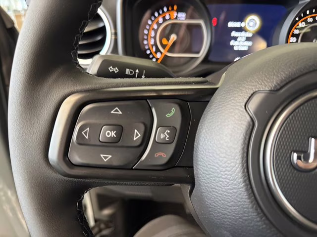 2026 Anvil Clearcoat Jeep Gladiator Sahara 4X4 Truck