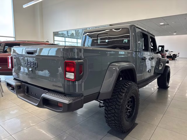 2026 Anvil Clearcoat Jeep Gladiator Sahara 4X4 Truck