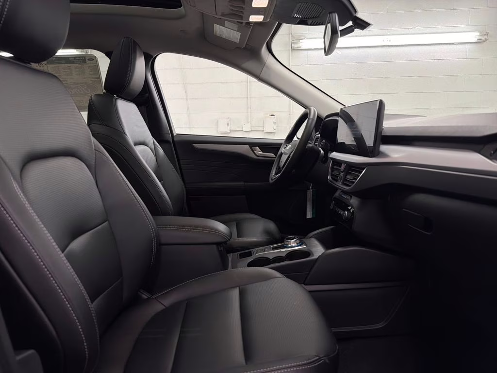 2026 RAPID RED TINTED Ford Escape Hybrid Platinum AWD SUV