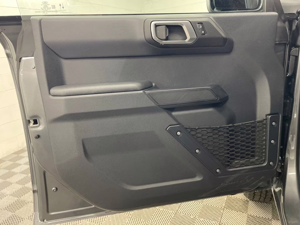 2025 CARBONIZED GRAY Ford Bronco Big Bend 4X4 SUV