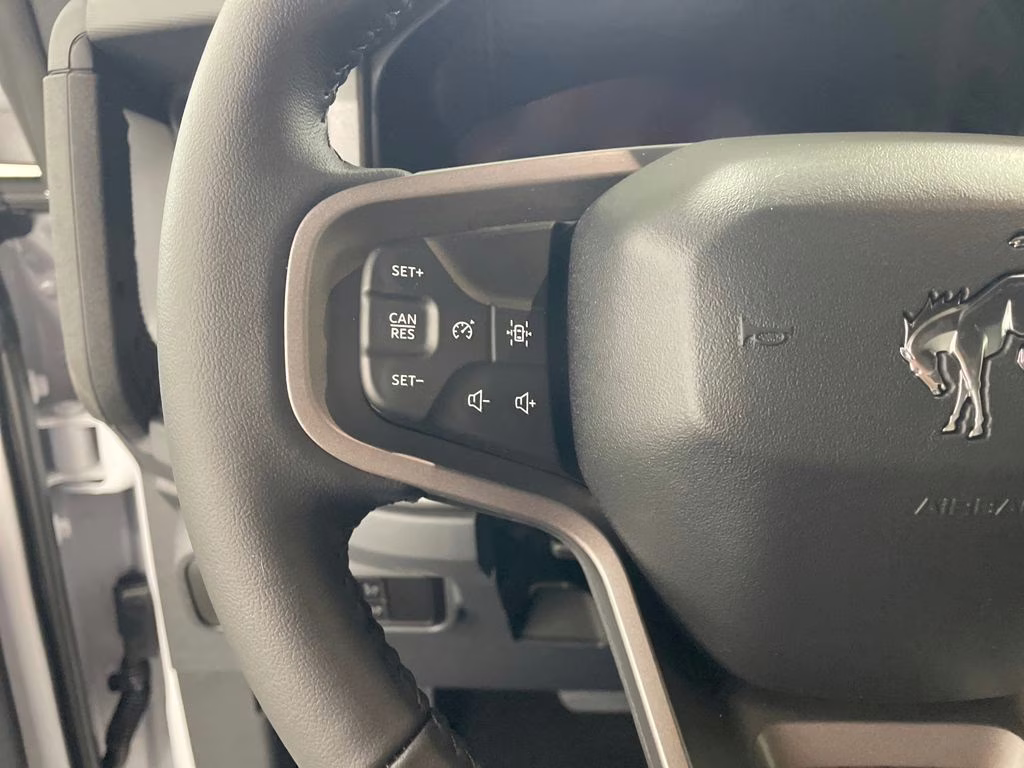 2025 OXFORD WHITE Ford Bronco Big Bend 4X4 SUV