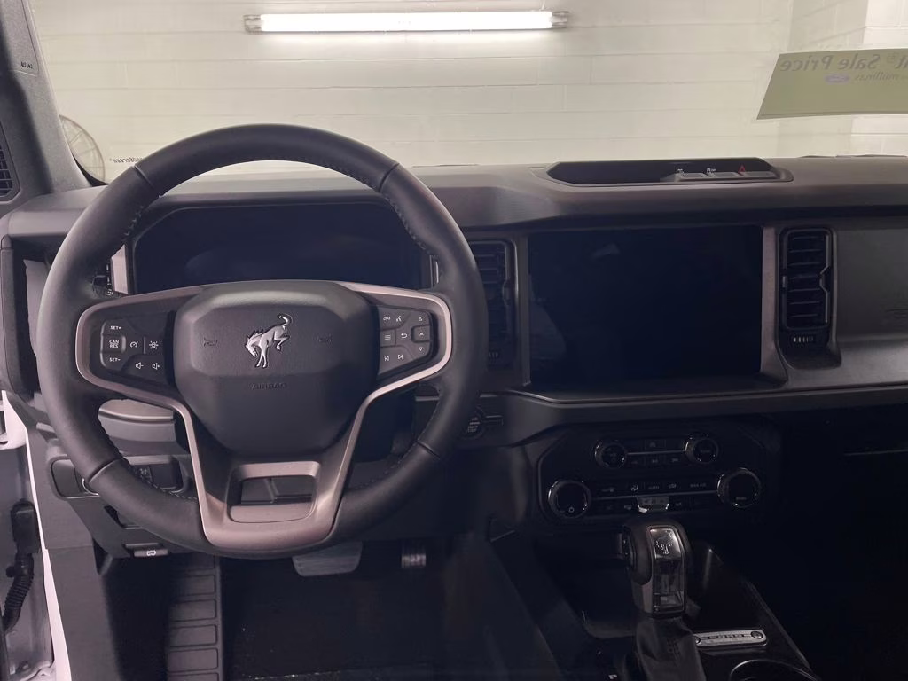 2025 OXFORD WHITE Ford Bronco Big Bend 4X4 SUV