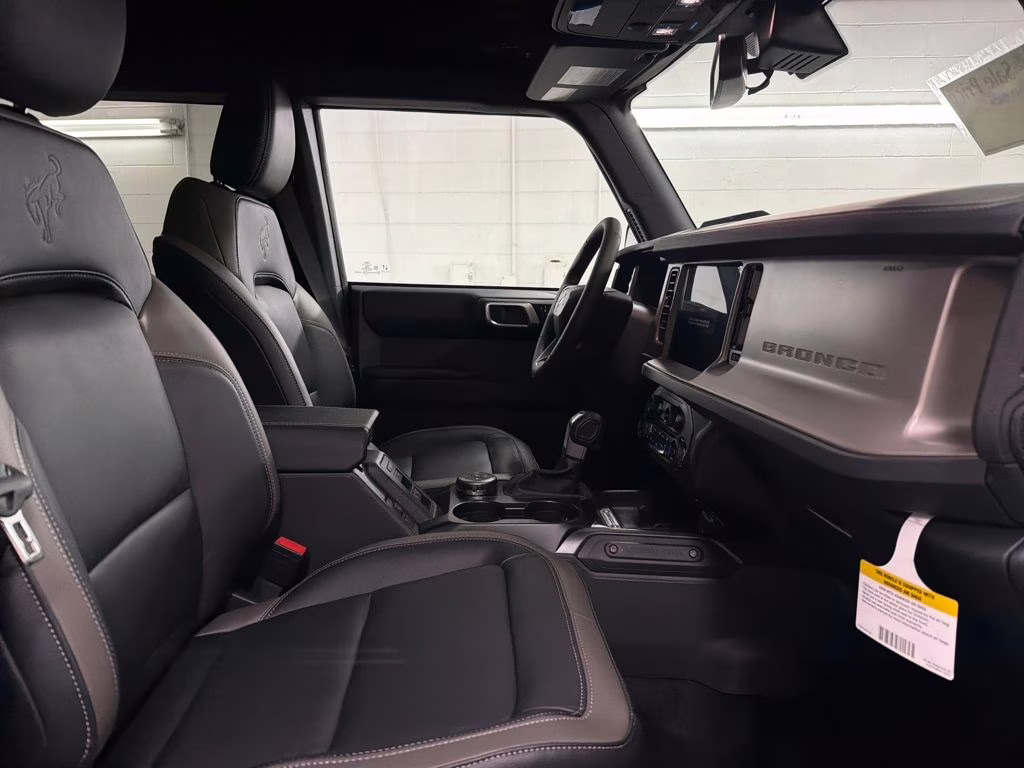 2025 MARSH GRAY Ford Bronco Outer Banks 4X4 SUV