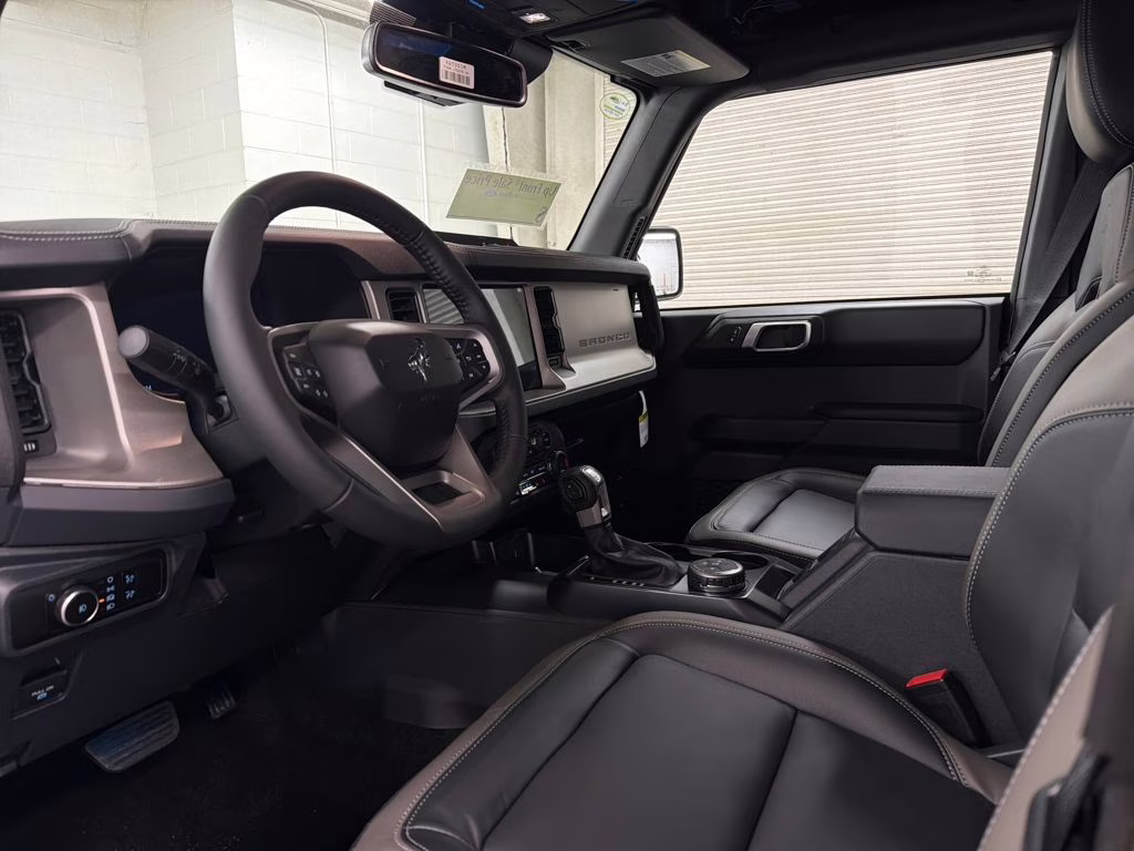 2025 MARSH GRAY Ford Bronco Outer Banks 4X4 SUV