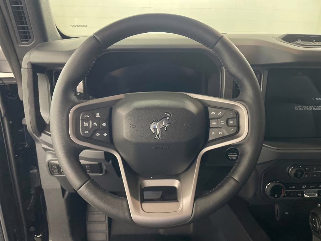 2025 SHADOW BLACK Ford Bronco Badlands 4X4 SUV