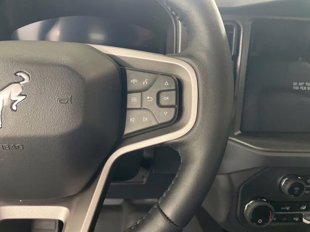 2025 SHADOW BLACK Ford Bronco Badlands 4X4 SUV