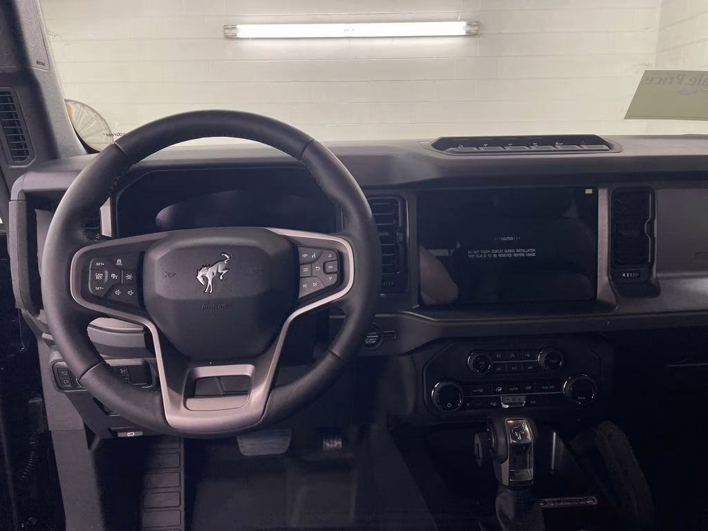 2025 SHADOW BLACK Ford Bronco Badlands 4X4 SUV