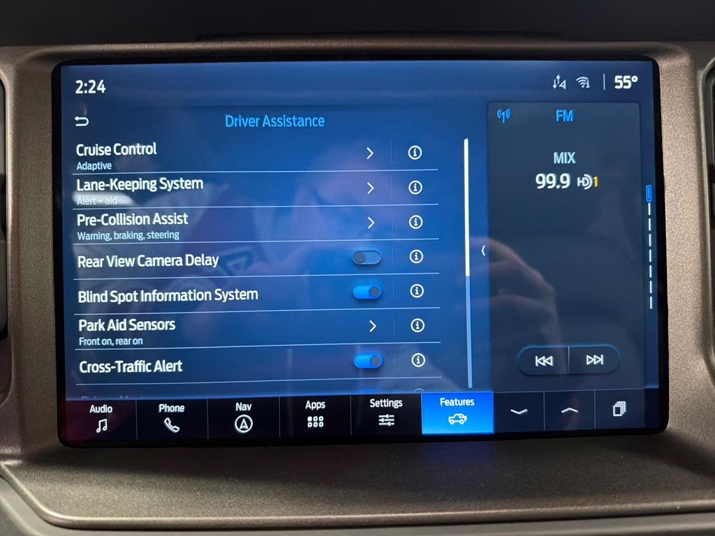 2025 OXFORD WHITE Ford Bronco Badlands 4X4 SUV