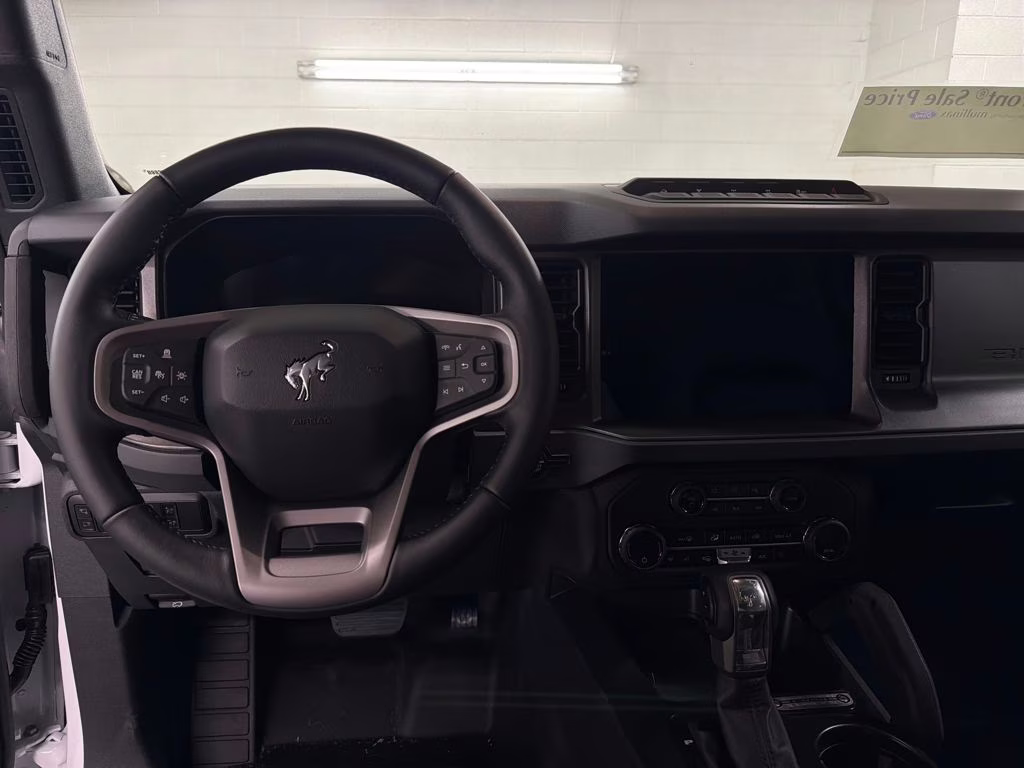 2025 OXFORD WHITE Ford Bronco Badlands 4X4 SUV