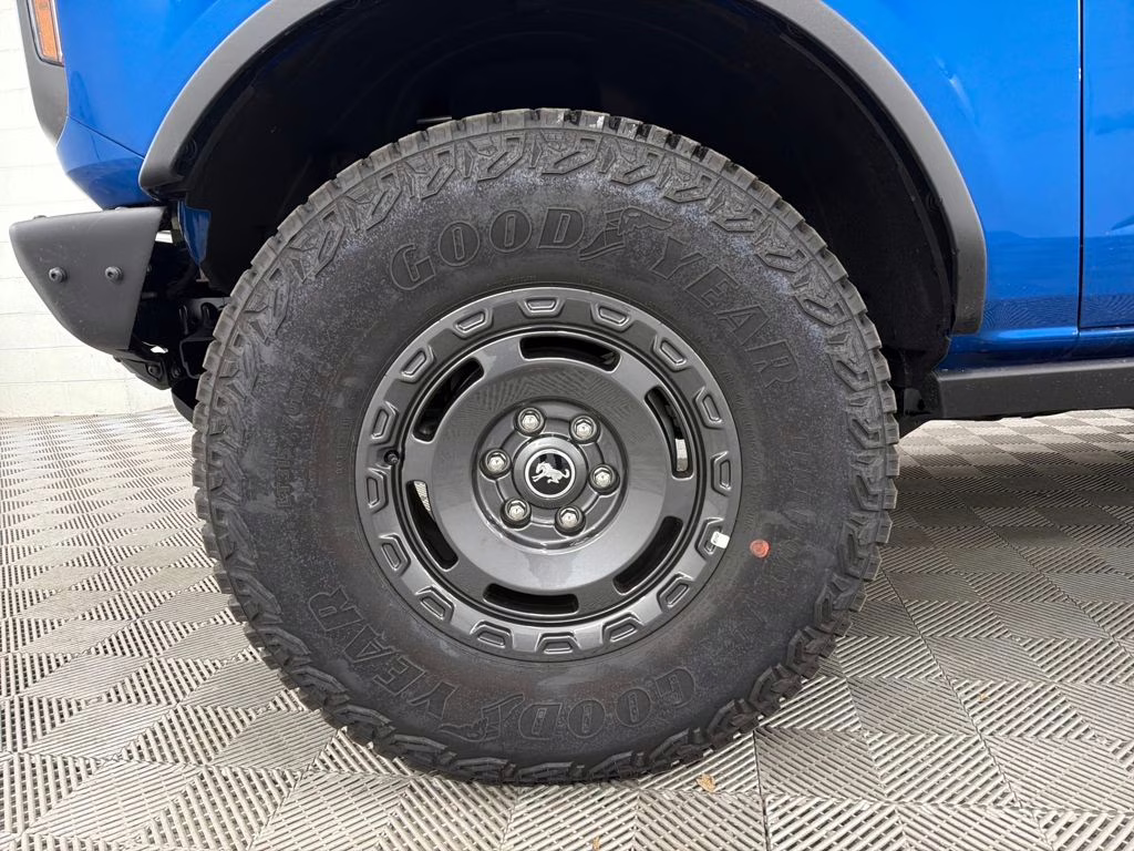 2025 VELOCITY BLUE Ford Bronco Badlands 4X4 SUV