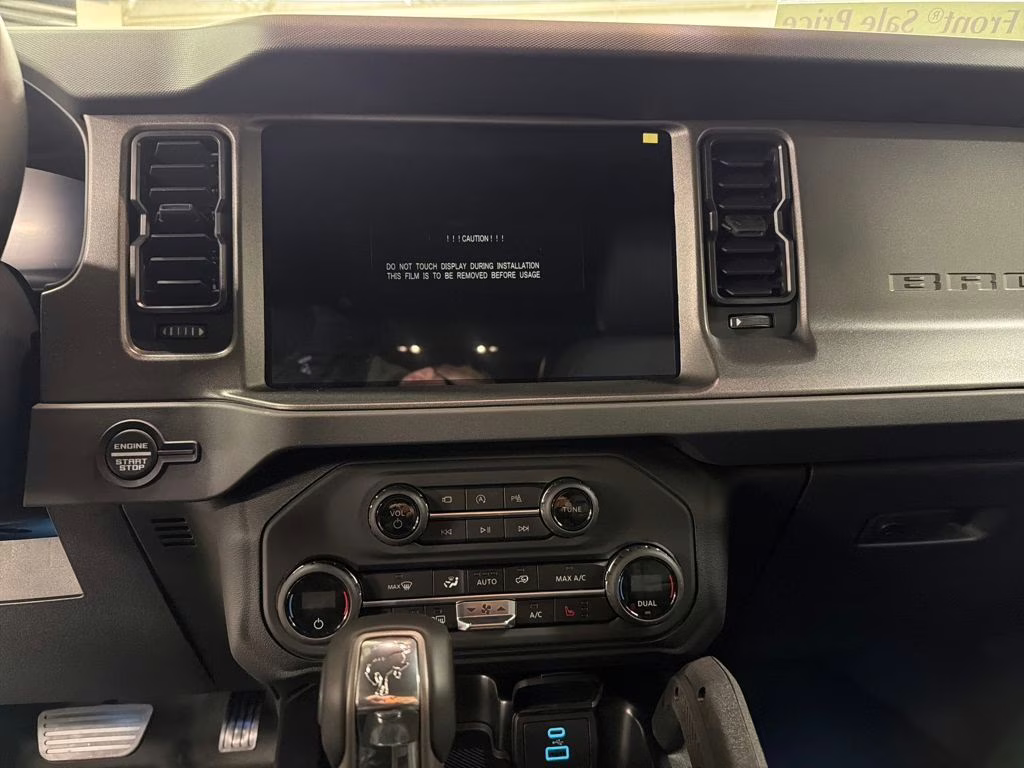 2025 SHADOW BLACK Ford Bronco Badlands 4X4 SUV