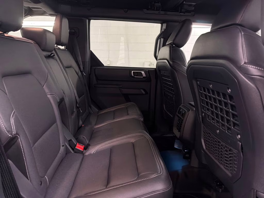 2025 SHADOW BLACK Ford Bronco Badlands 4X4 SUV