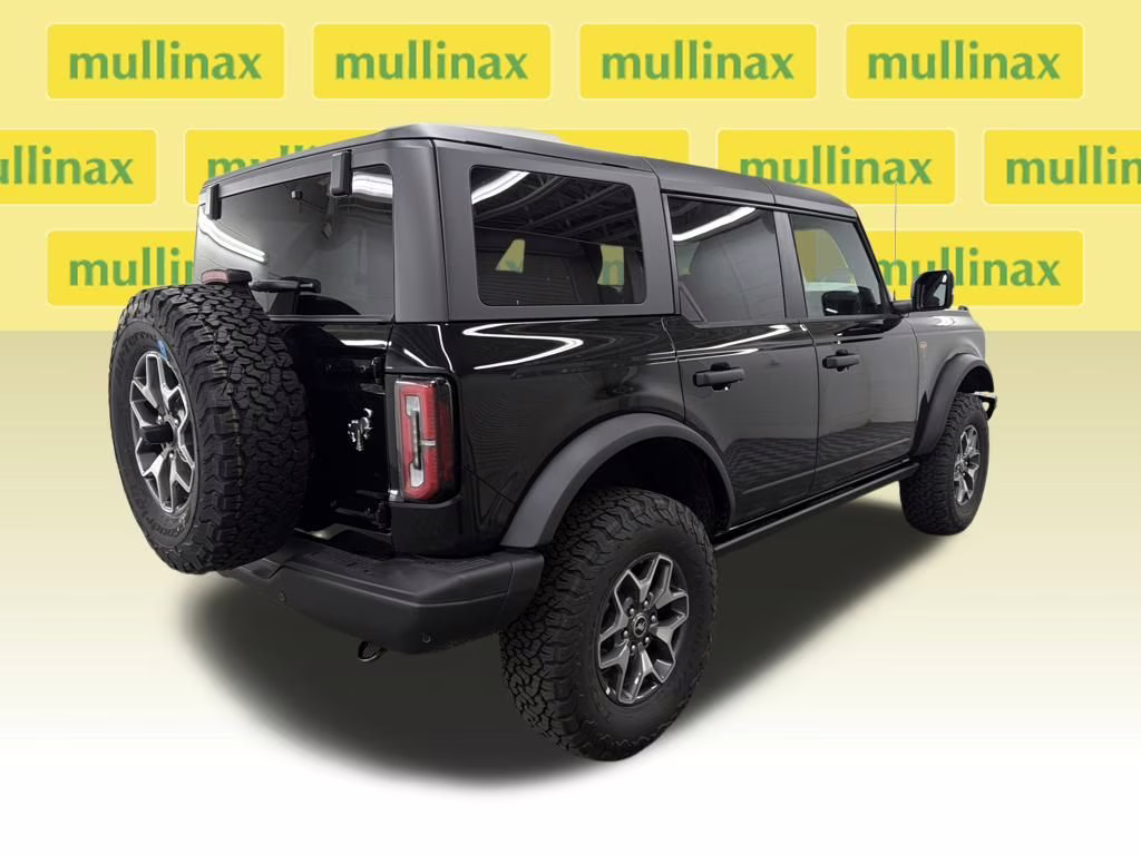 2025 SHADOW BLACK Ford Bronco Badlands 4X4 SUV