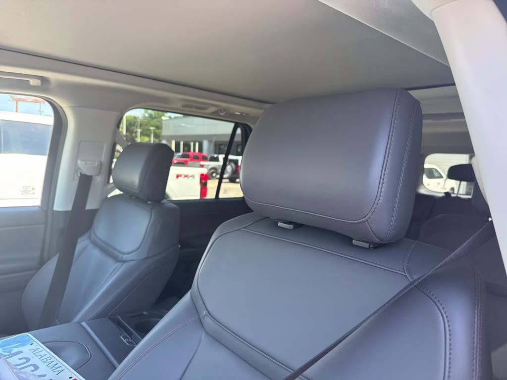 2025 Black Metallic Ford Expedition Max Active RWD SUV