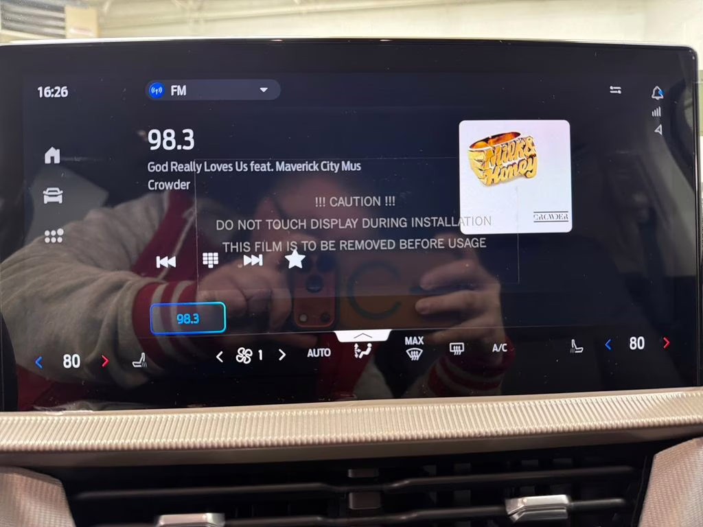 2026 STAR WHITE TRI-COAT Ford Explorer Active RWD SUV