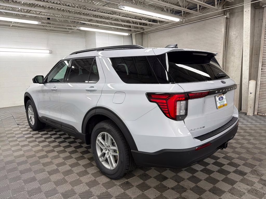 2026 SPACE SILVER Ford Explorer Active RWD SUV