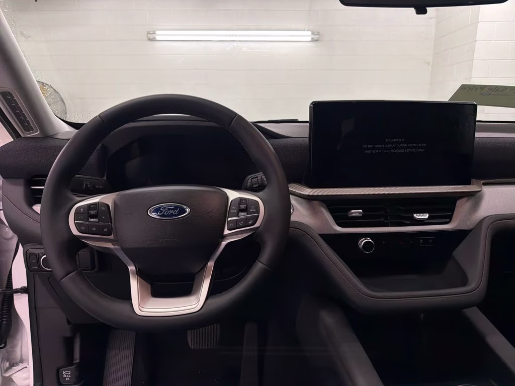 2026 STAR WHITE TRI-COAT Ford Explorer Active RWD SUV