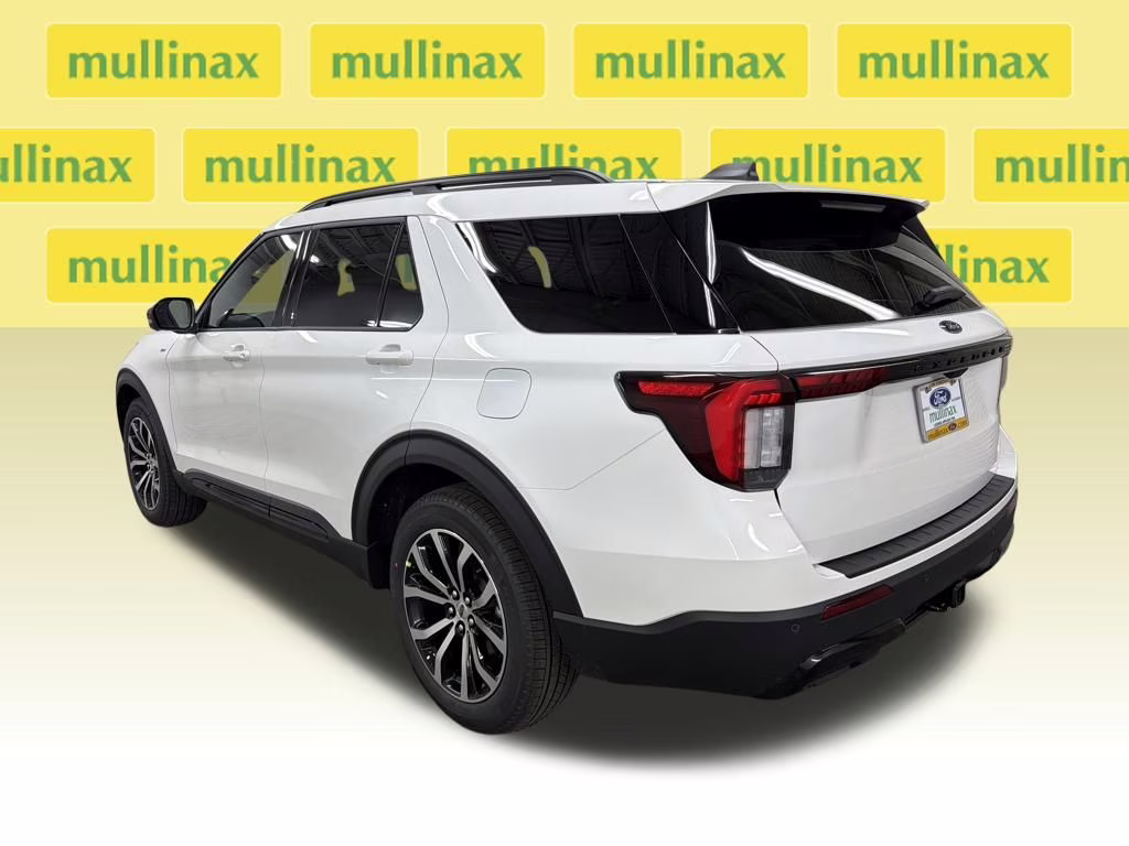 2026 STAR WHITE TRI-COAT Ford Explorer ST-Line RWD SUV