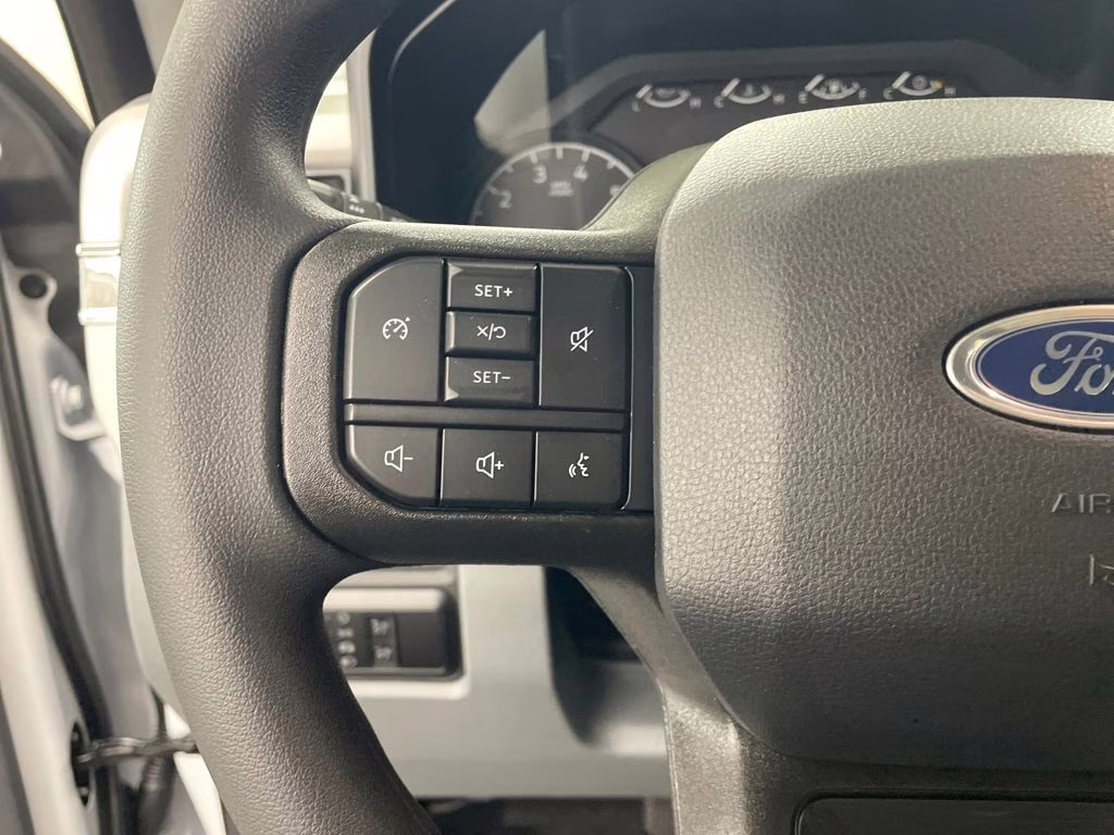 2026 OXFORD WHITE Ford Super Duty F-250 SRW XL RWD Truck