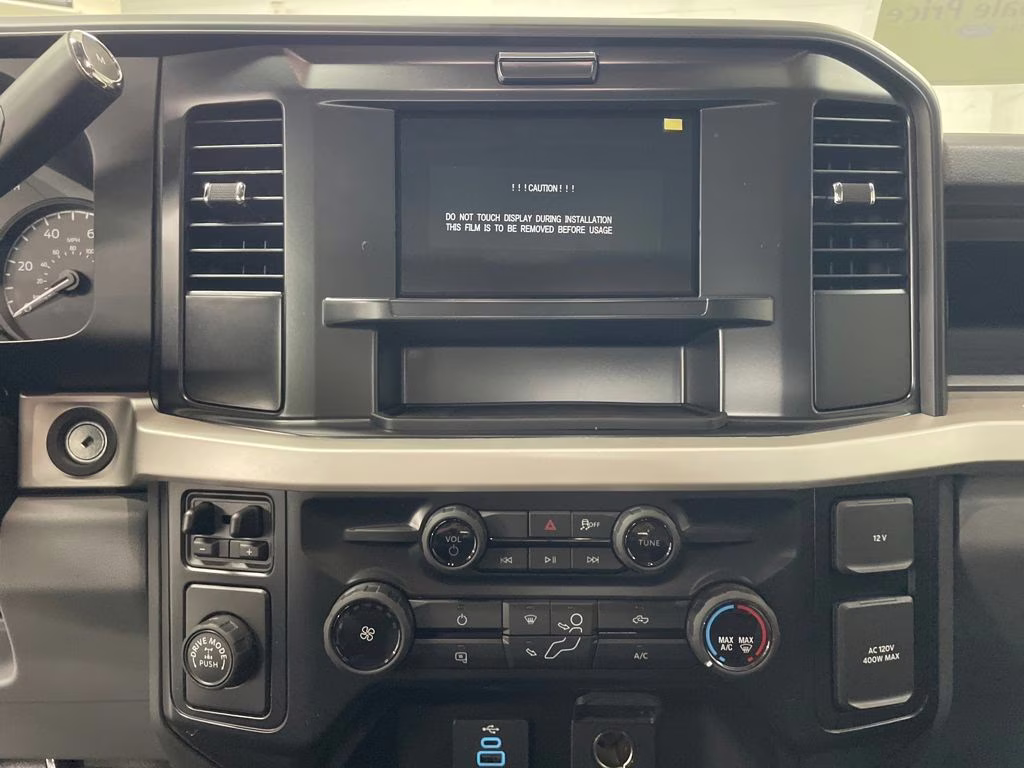 2026 OXFORD WHITE Ford Super Duty F-250 SRW XL RWD Truck