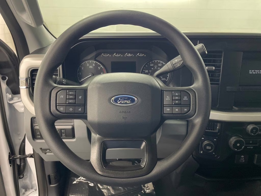 2026 OXFORD WHITE Ford Super Duty F-250 SRW STX 4X4 Truck